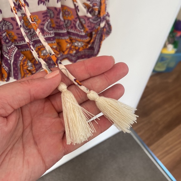 Spell play suit size M - Picture 2 of 4